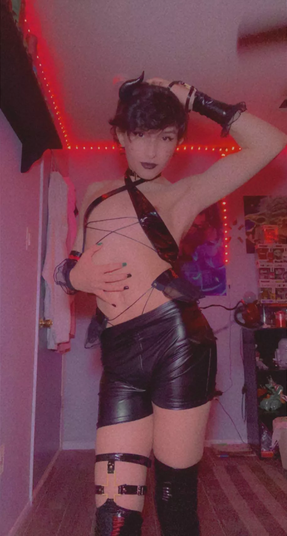 My demon fit 😈❤️ posted by Whisperfem22