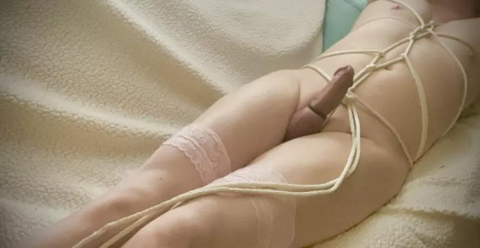 My Easter (rope) bunny…first self tie. by boda1330