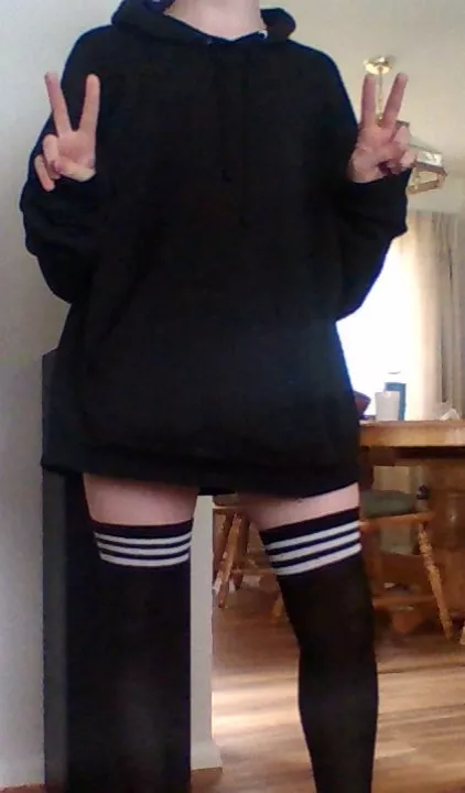 my family wasn't home so i took this pic in my living room❤️❤️❤️ posted by Material_Garden1510