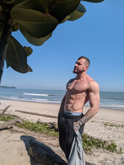 My favorite place! what did you like to do on the Beach? [OC][28] by Erik_reed