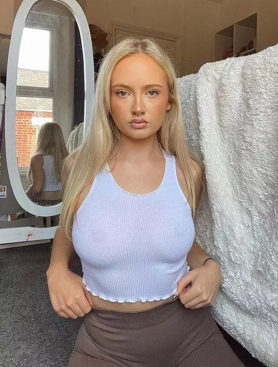 My favourite (and now your favourite) pic of Geo posted by Personal-Morning-320