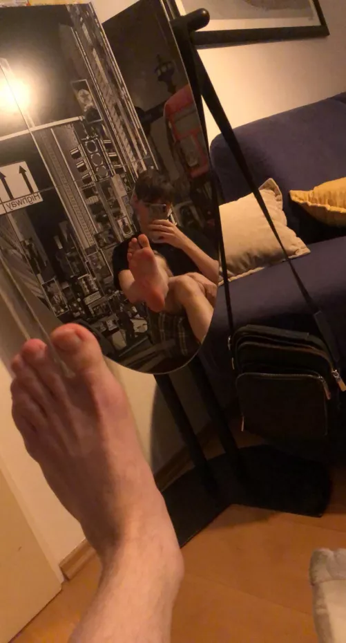 My feet~ hwat do you think?⭐?? by stipulategenoa