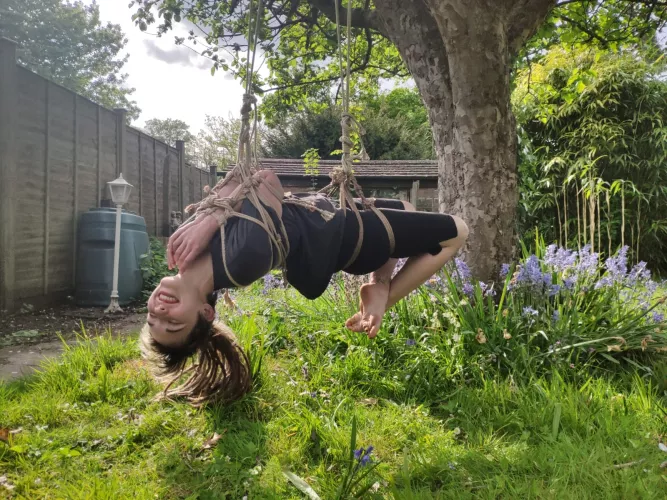 my first ever suspension❤ by peachy_druid