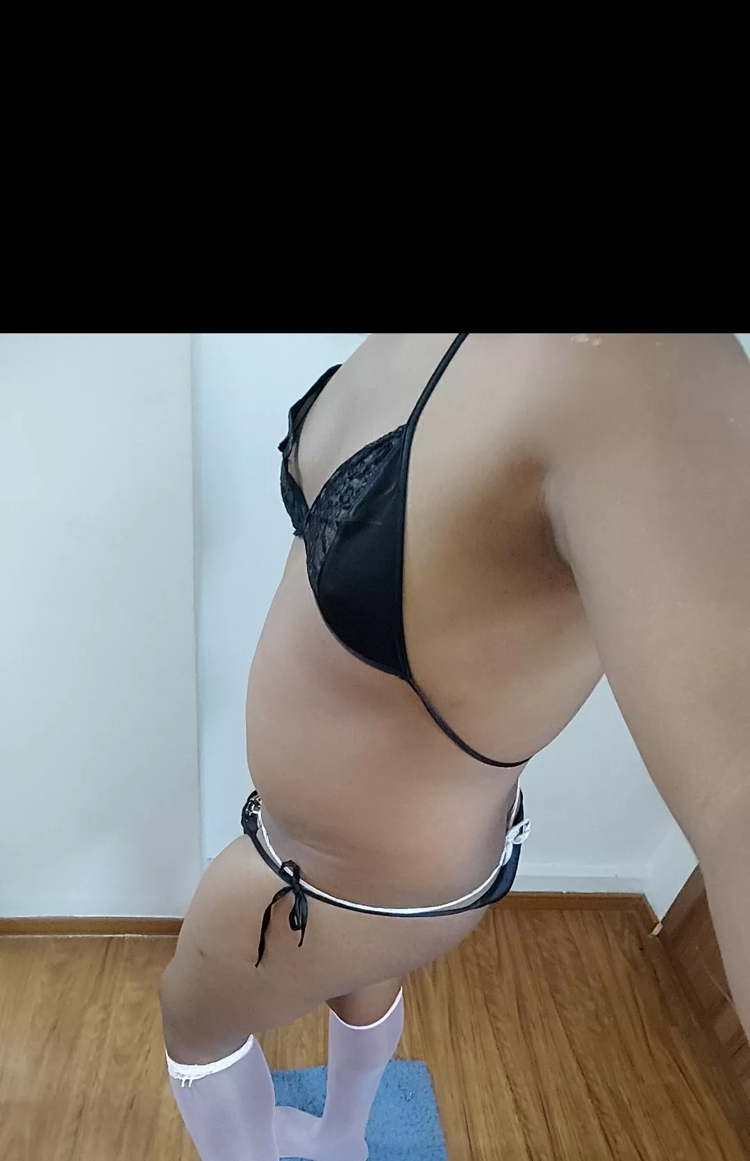 My first one ...please be frank . posted by sissyamy123