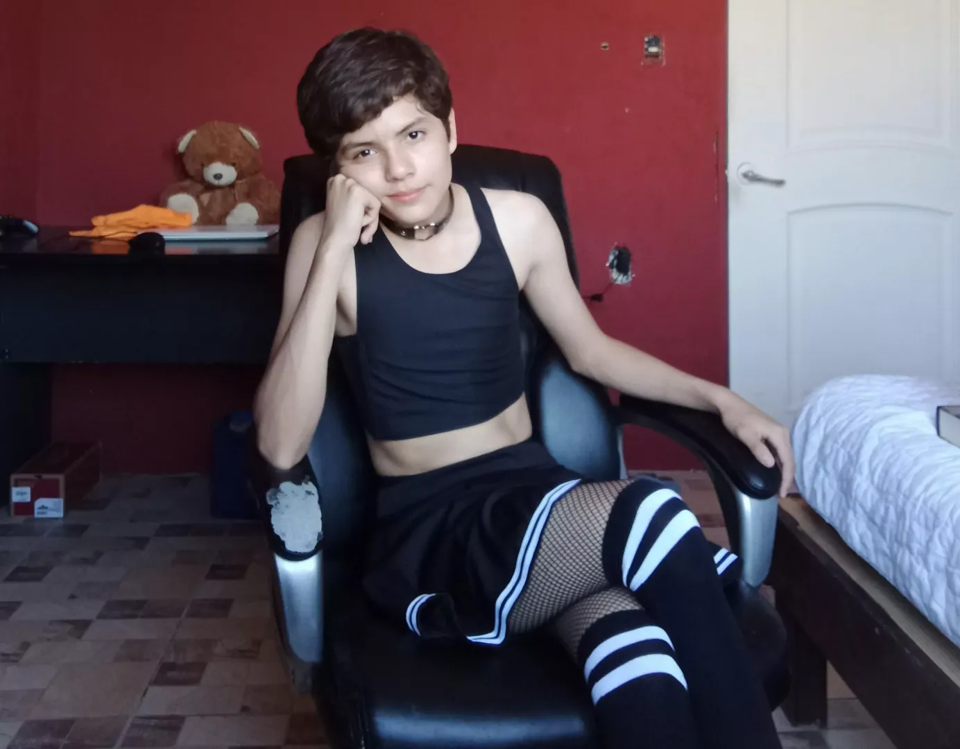 my first outfit, what do you think? posted by elpichuleitor69