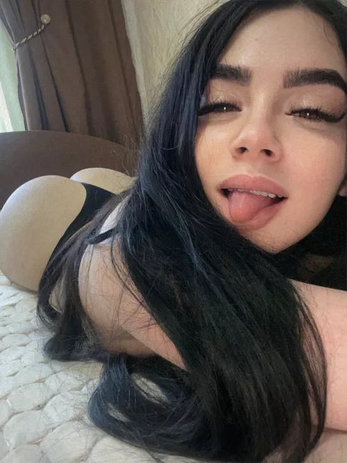 My first post here! Would anybody become my new friend ? Add me! Link in comments by Britanitani