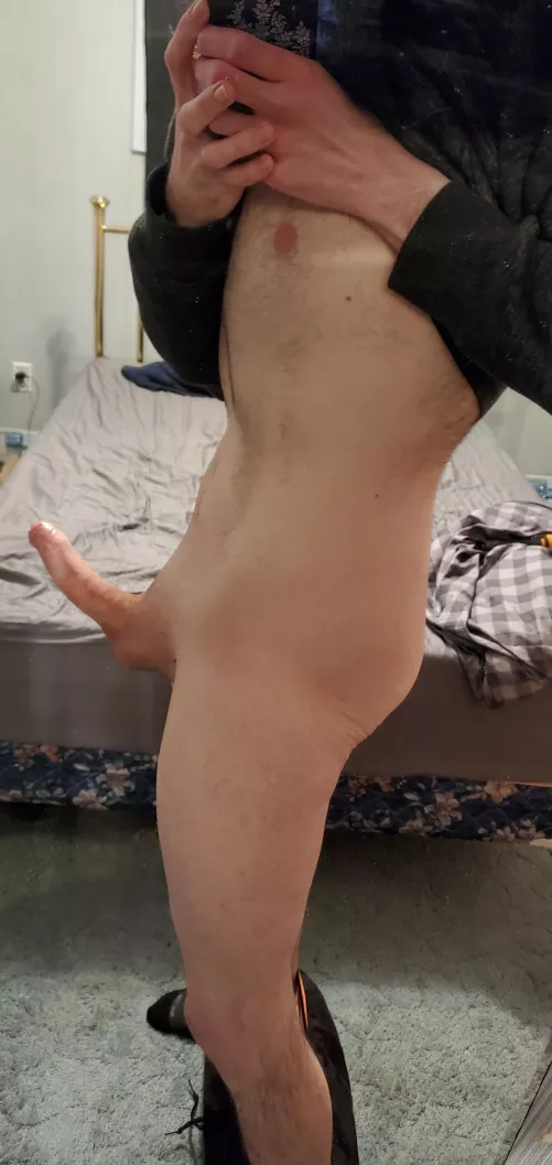 My first time EVER posting a nude online. What do you think? by ItsUrFaultSmellyCat