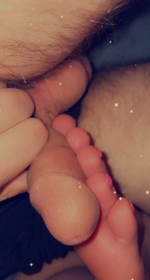 My friend talked me into letting him put it on my wife’s toes while she’s taking a nap. There it is by Impressive-Falcon-93