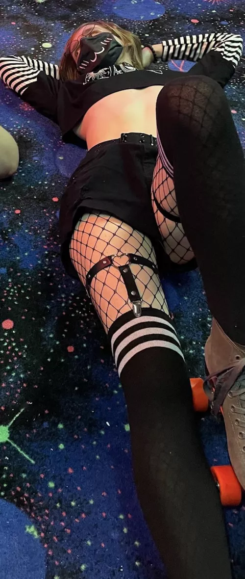 My friend took this cute picture of me last weekend :) by CupOPudding