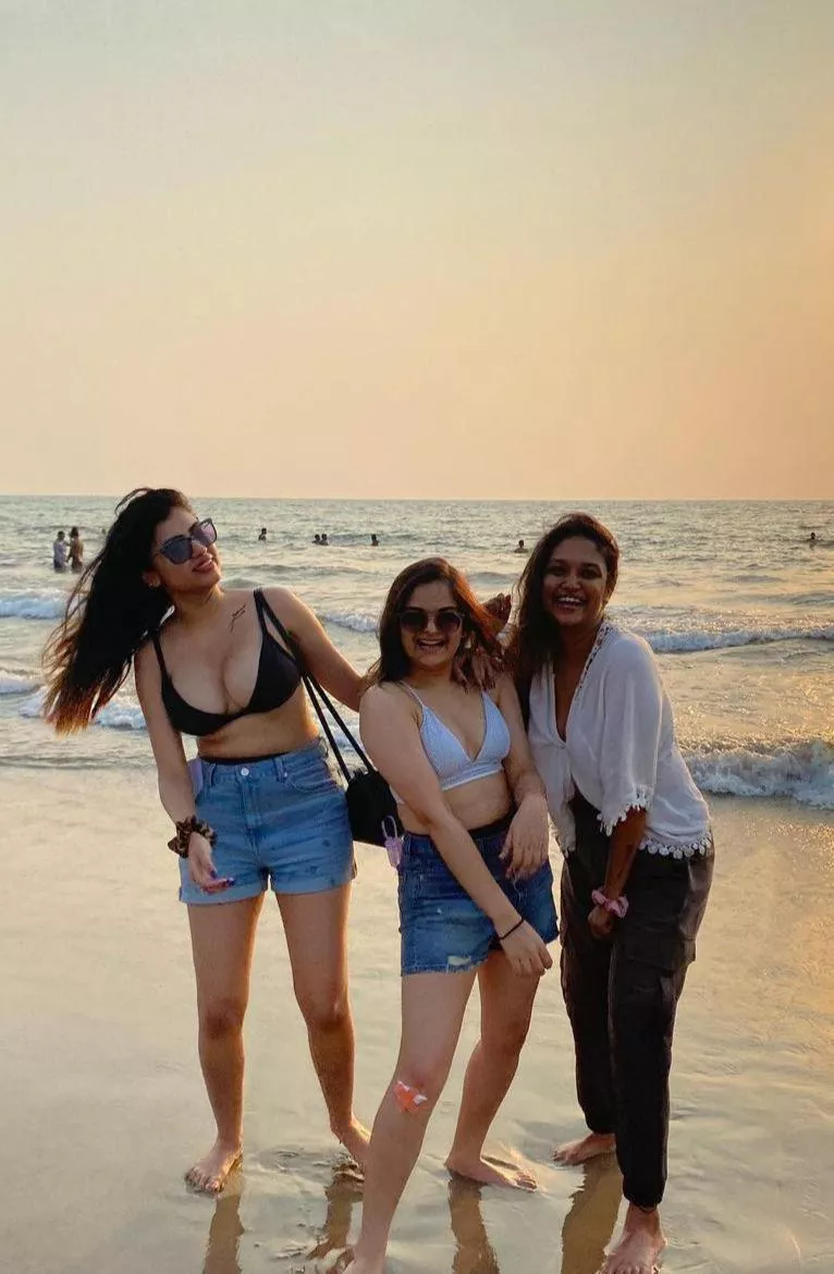 my friends 🙂❤️ posted by DistributionBoth8889