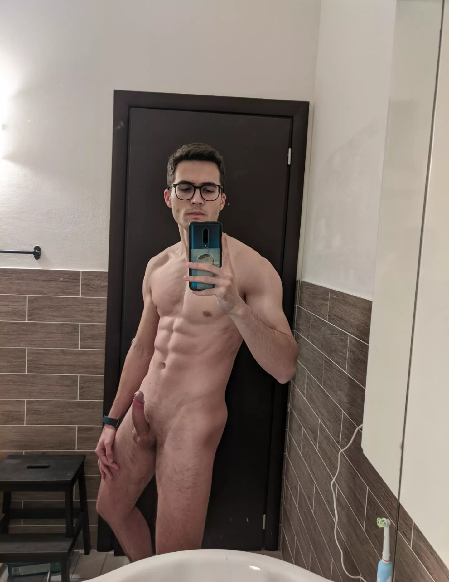 My girlfriend doesn't want to touch it ... Would you? posted by MagariCancelloReal