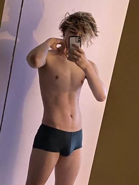 My hair always looks crazy posted by Professional-Crew919