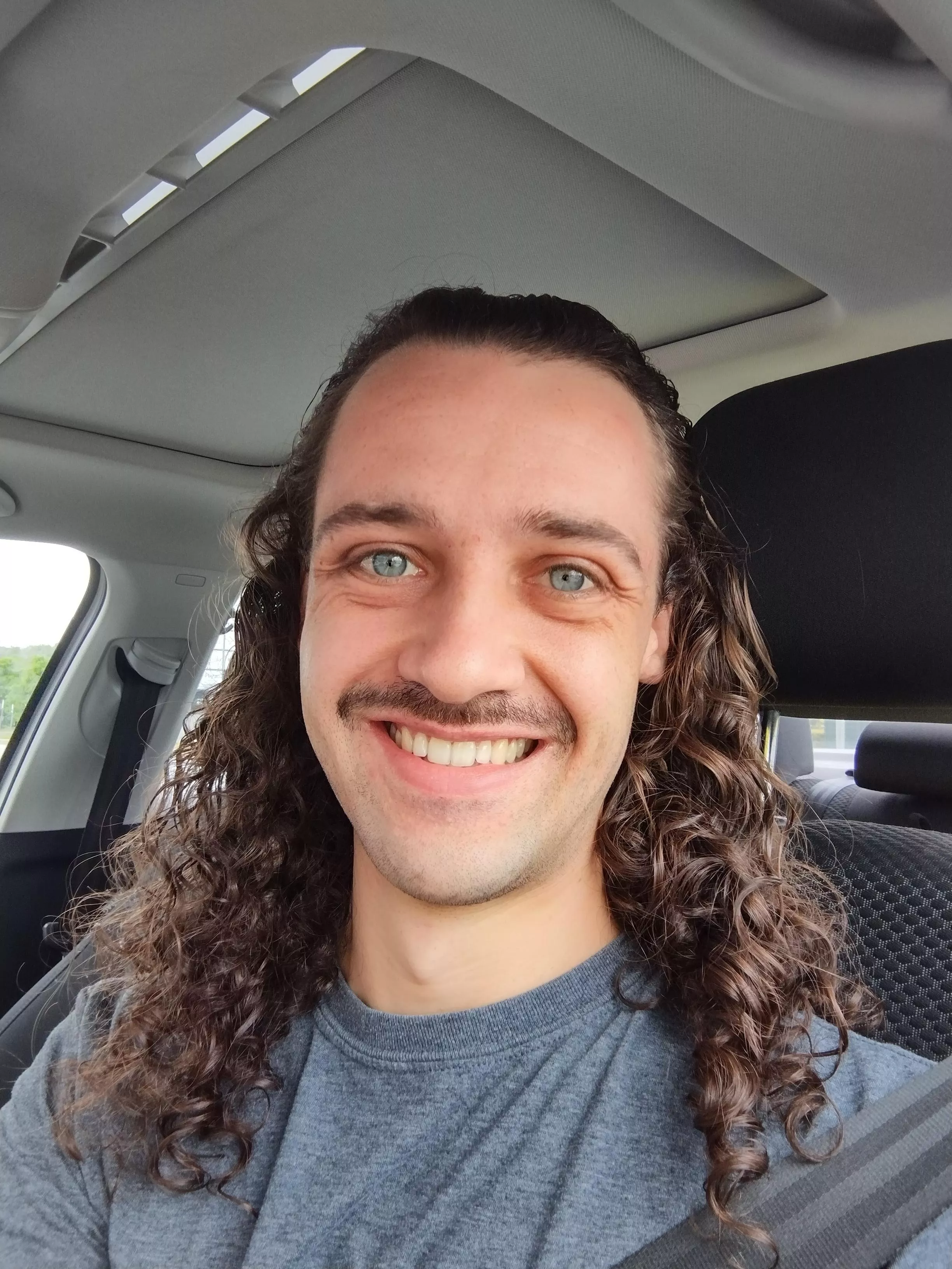 My hair finally decided to cooperate with me! posted by Soren37