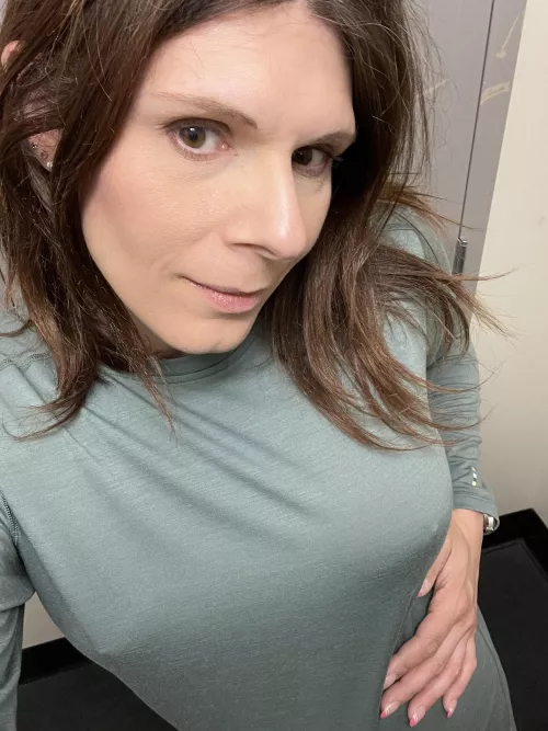 My hard nipples wanted to say hi 👋 40F by AutumnGoddess81