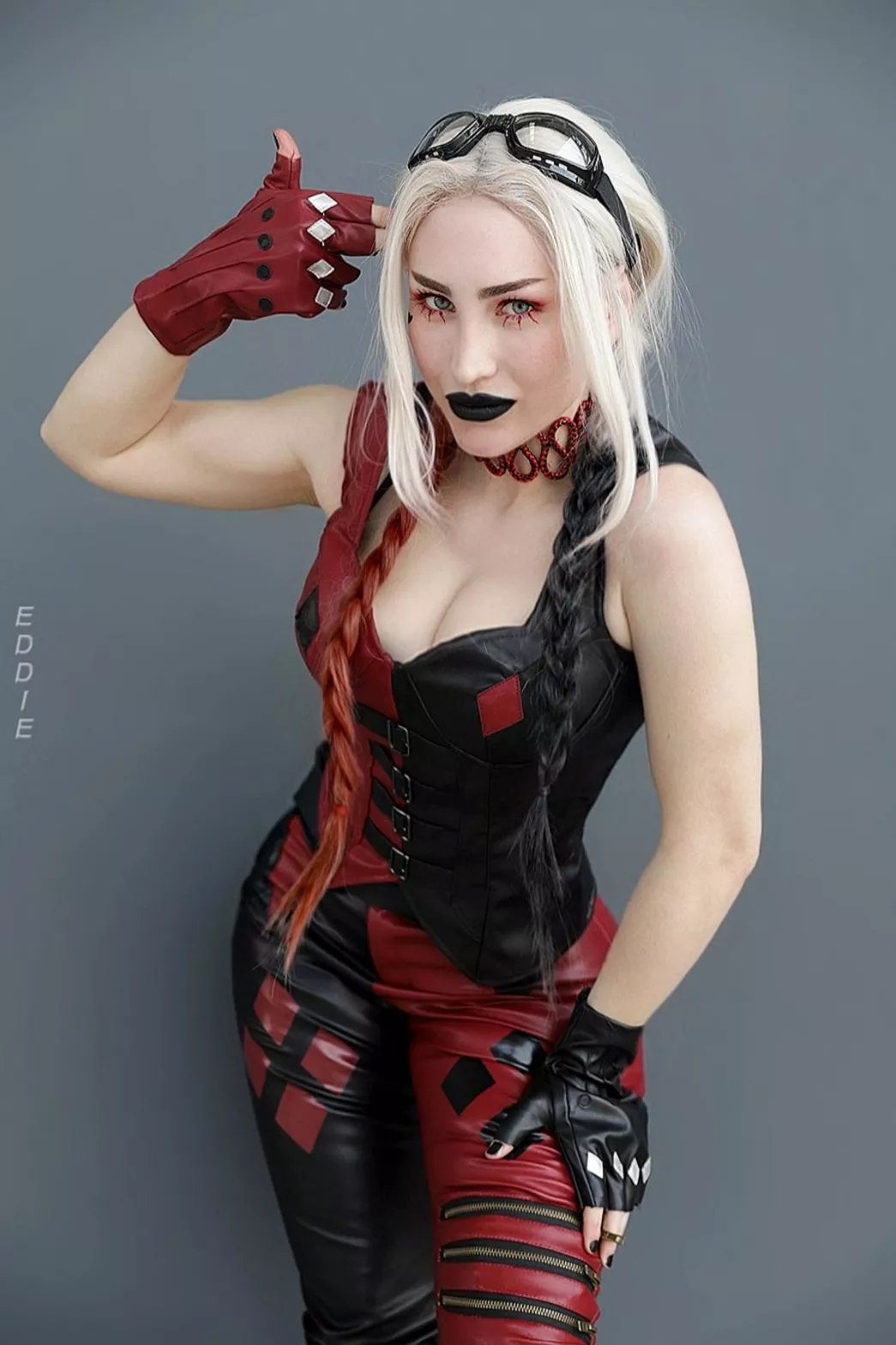 My Harley Quinn 🖤❤🖤 posted by artikleopard_artist