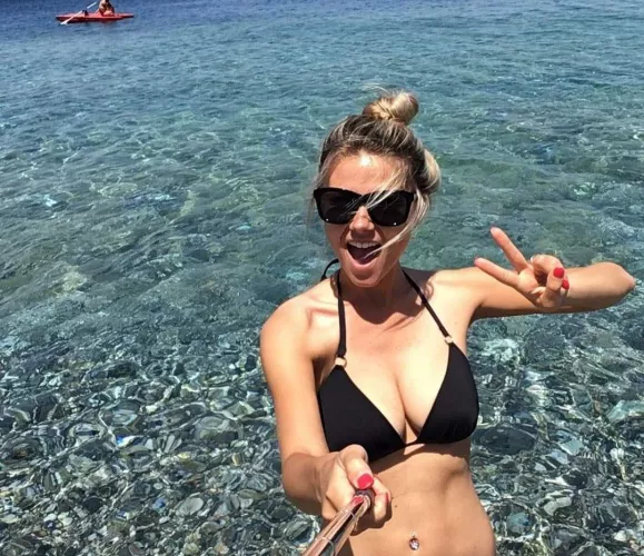 My hot big tits teacher, deserves she a tribute? by PomegranateFluffy350