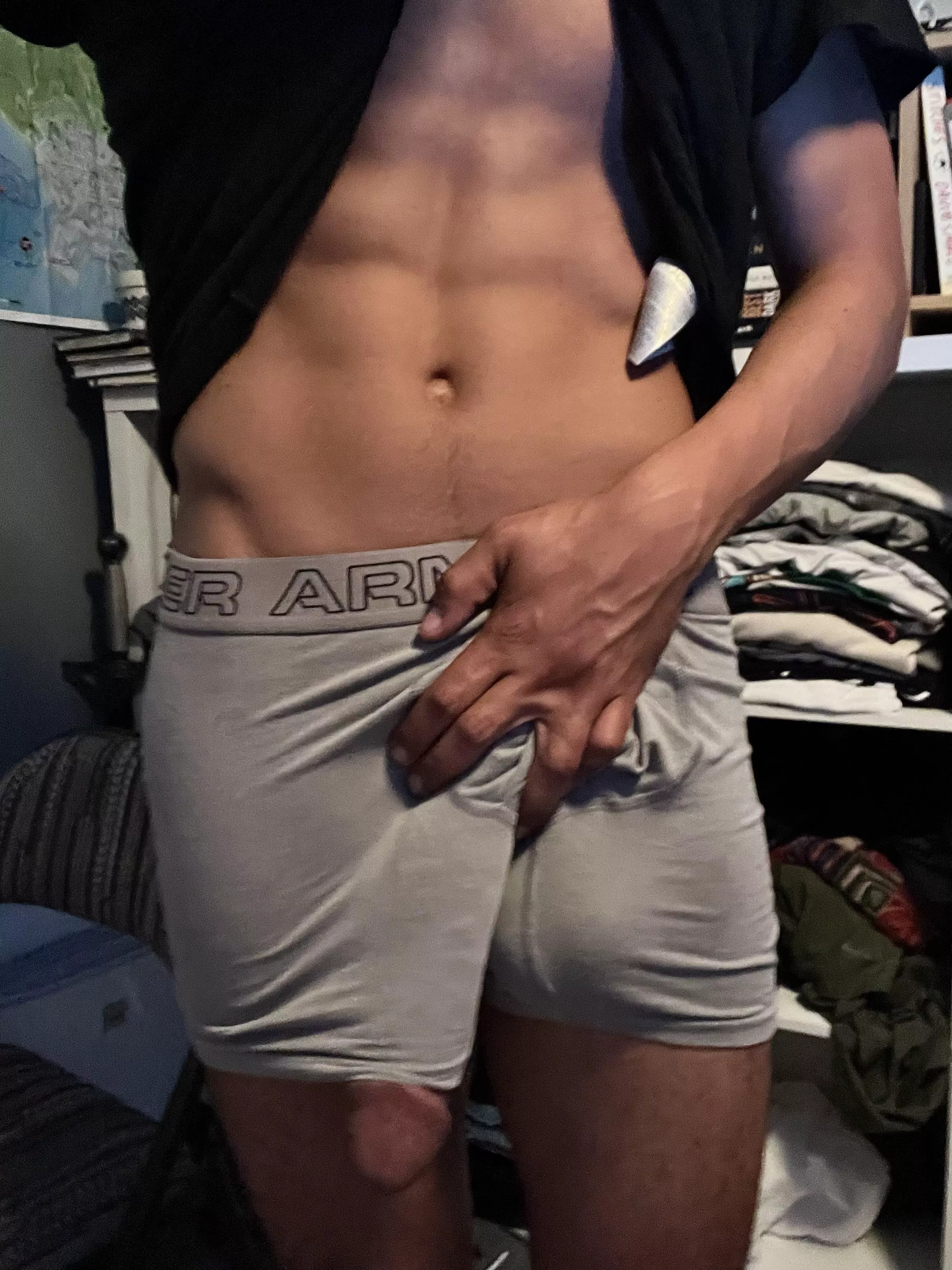 My huge cock is still growing… posted by Hunggothboy