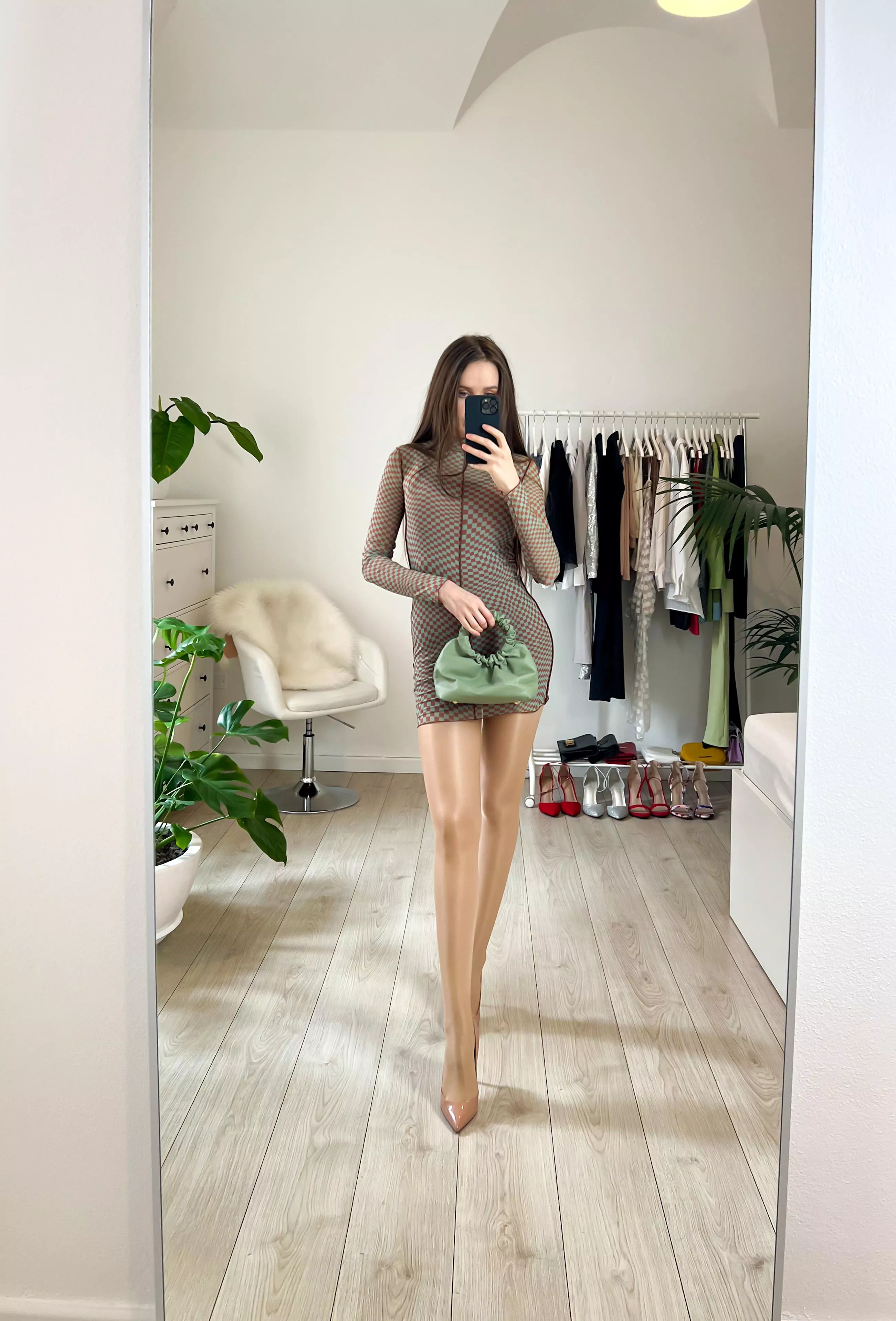 My legs are shining today posted by tatsianapaulava