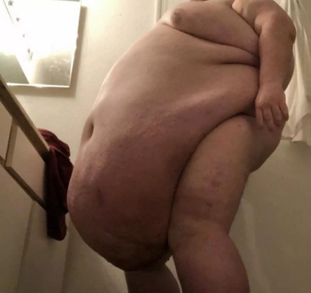 my legs were shaking uncontrollably taking this…. i think this is the last picture i’ll ever take standing up again 🥵😏🐷🐷😈 posted by deathfeedeeee