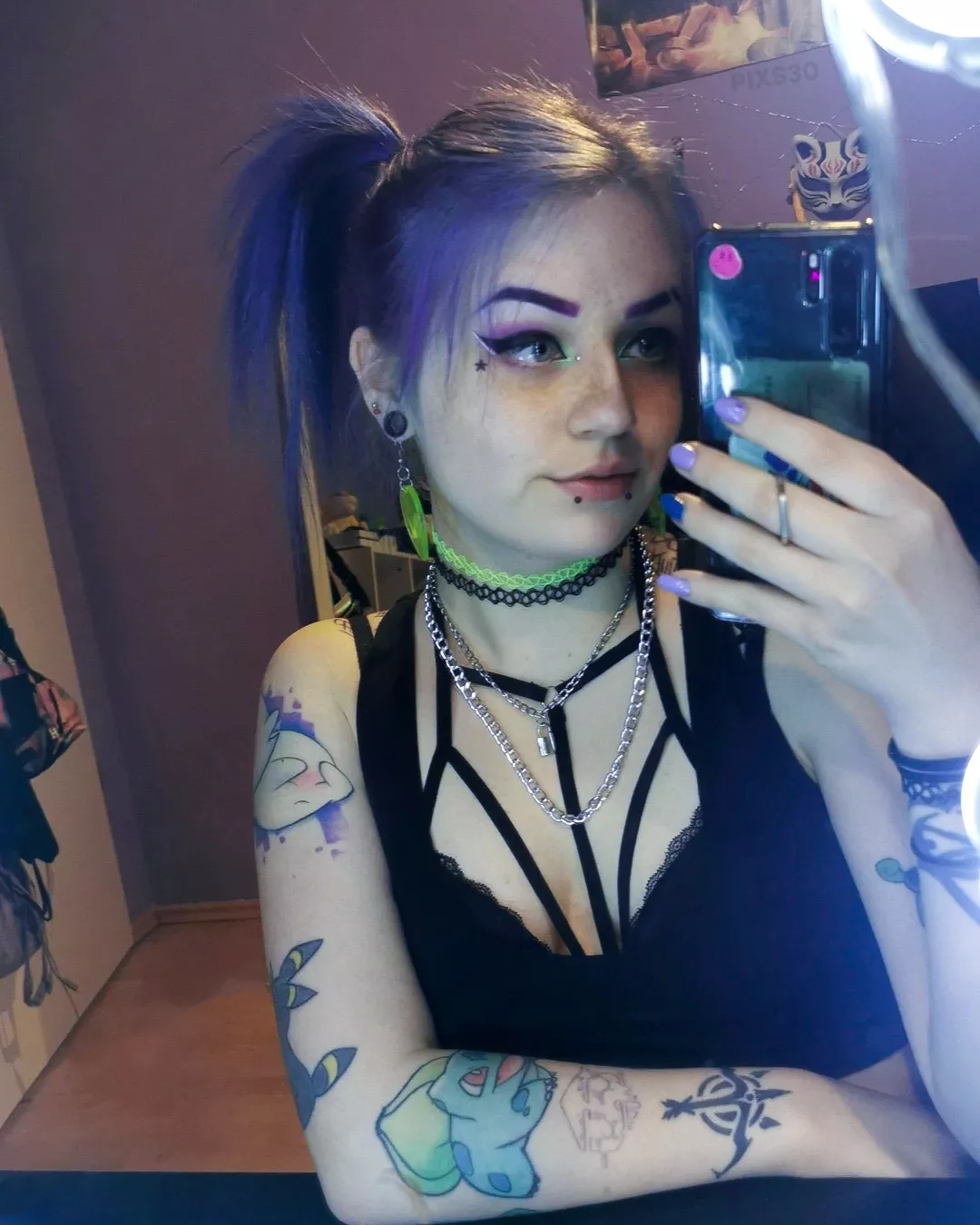 my look for Saturdays rave 🔥✨ have a great day 💜 posted by PiXs30
