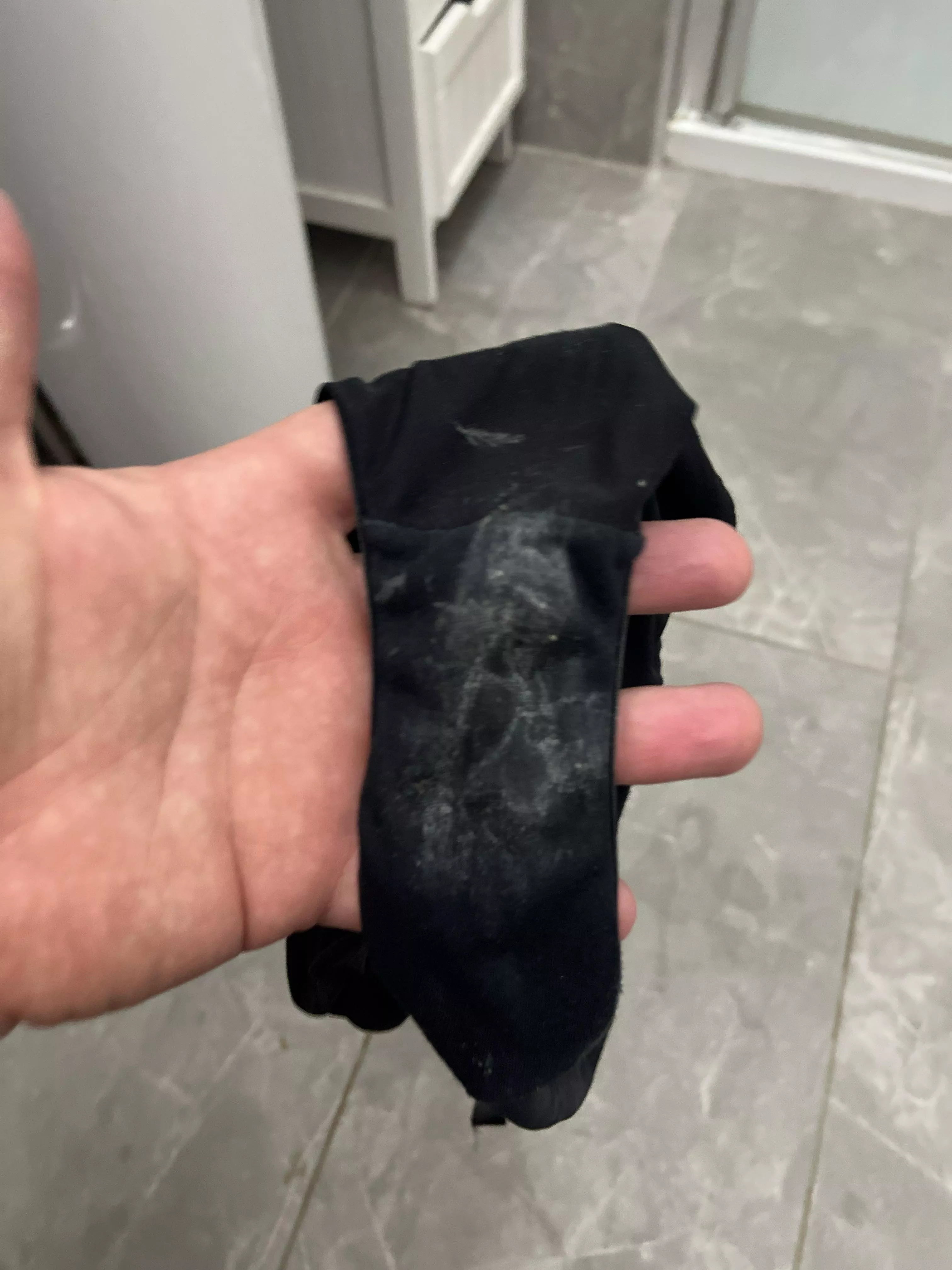 My mates wife 😰😍 posted by Local_Introduction24