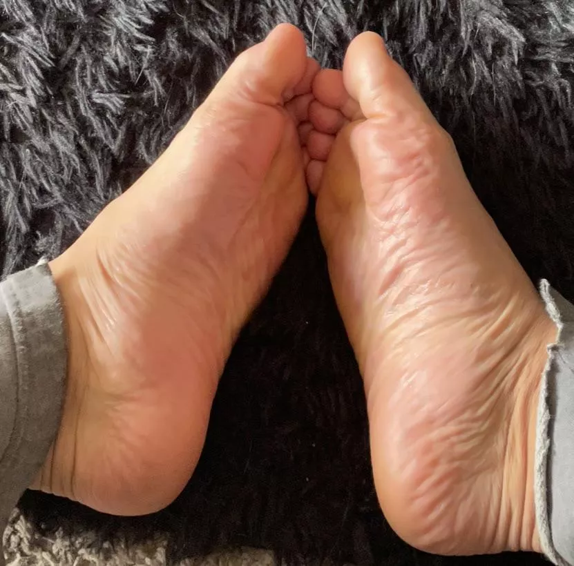 My Monday morning soles posted by Harrypotskins1