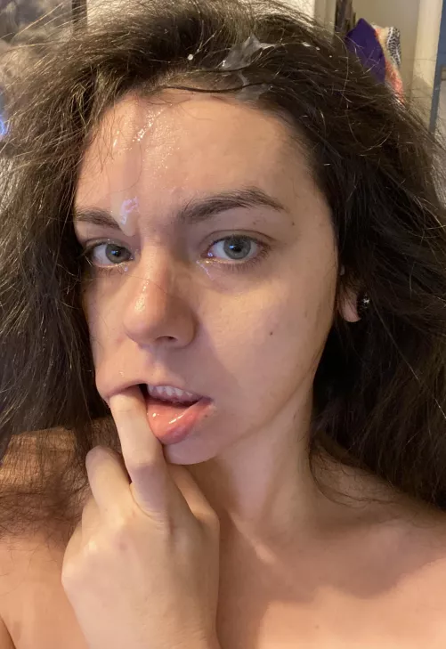 My Monday wouldn’t be complete without it by pussyfrecklexx