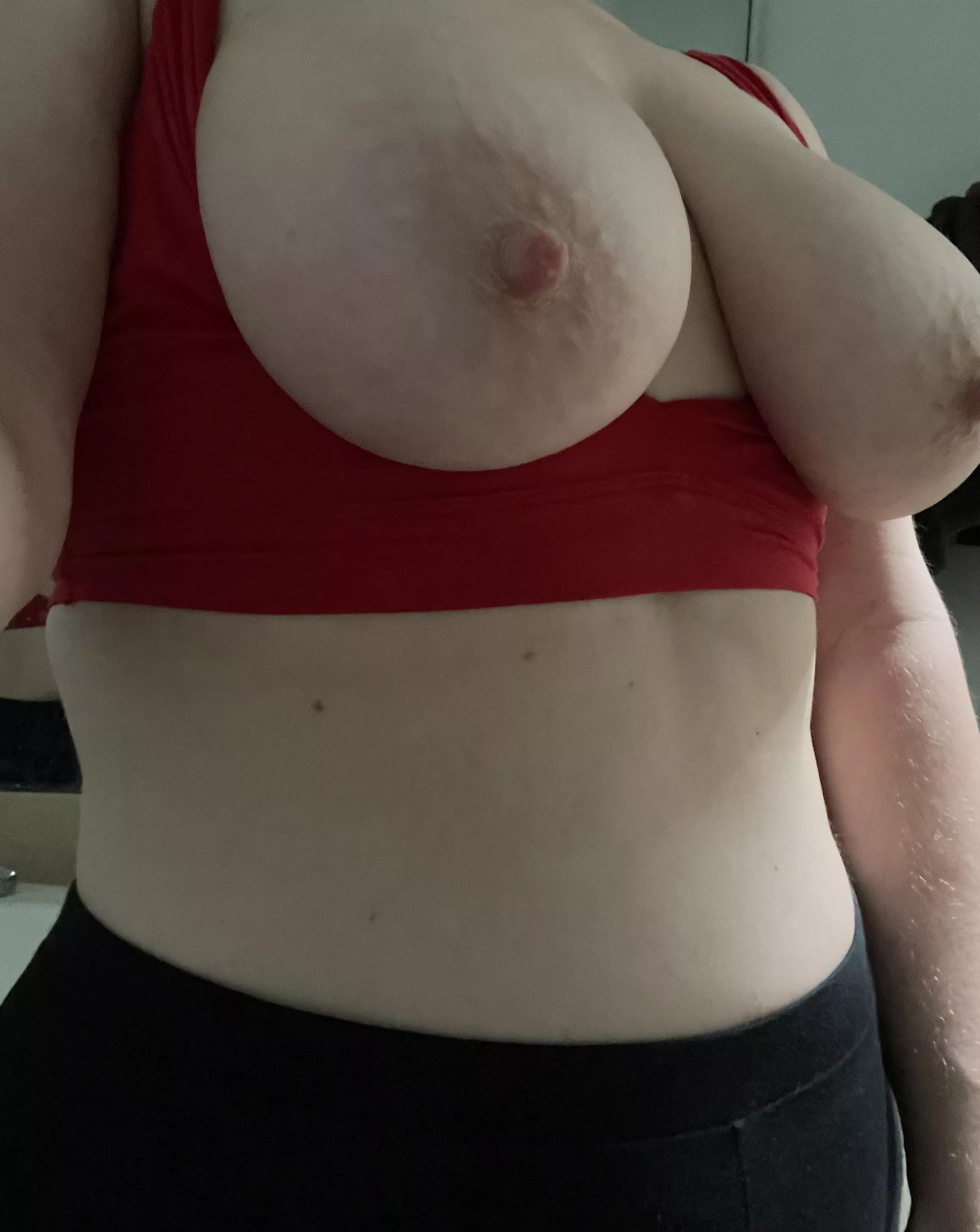 My natural DDs pre workout [35] posted by MrParkerjer