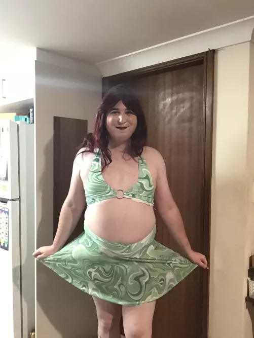 my new bikini came with a cute poolside skirt as well :) by sydneydommecd