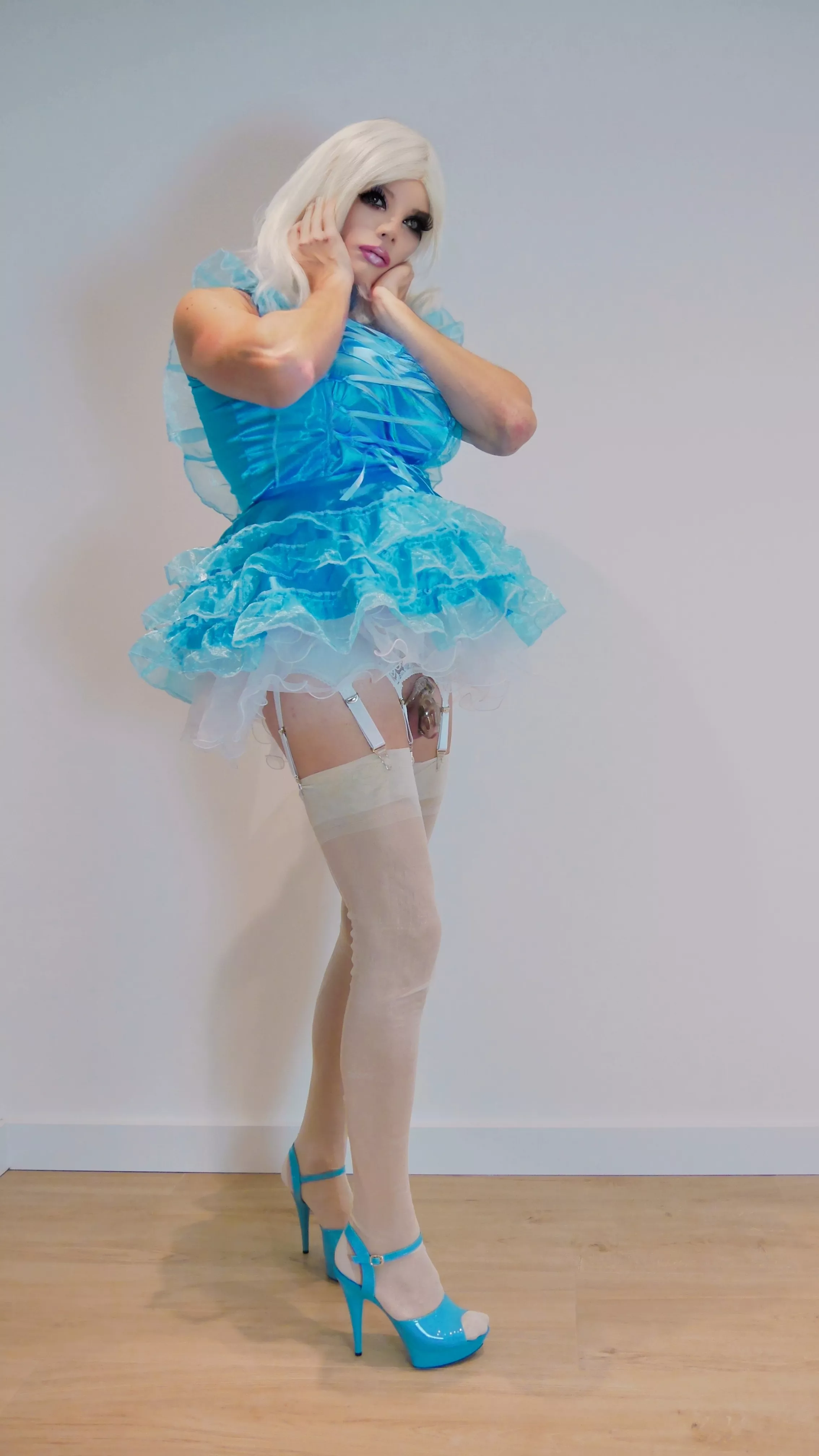 My new mask and my new sissy dress posted by nylonsissi