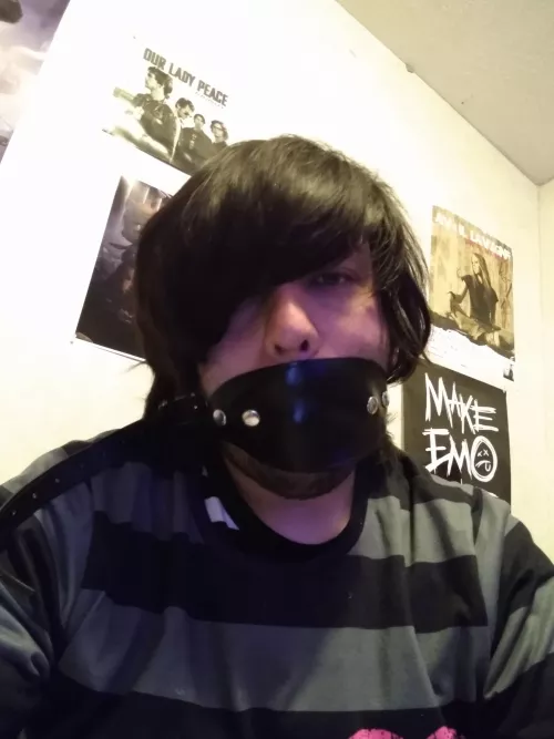 my new muzzle (I'm emo) by RapidCorrus