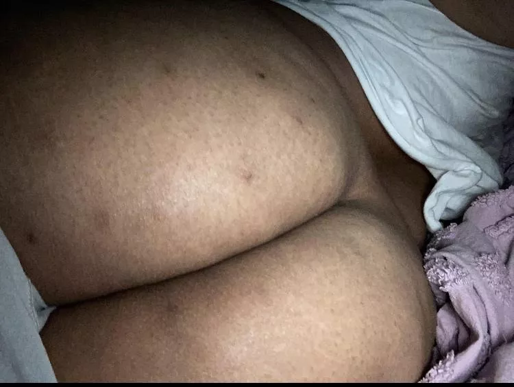 my nice black ass! dm me for cheap pics! posted by amy_bryant343