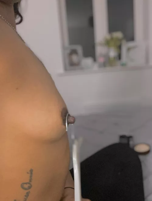 My nipples are so long I can hang coat hangers on them. Does that turn you on? They’re a mouthful, be a good boy and open wide👅 by HoneyPot187