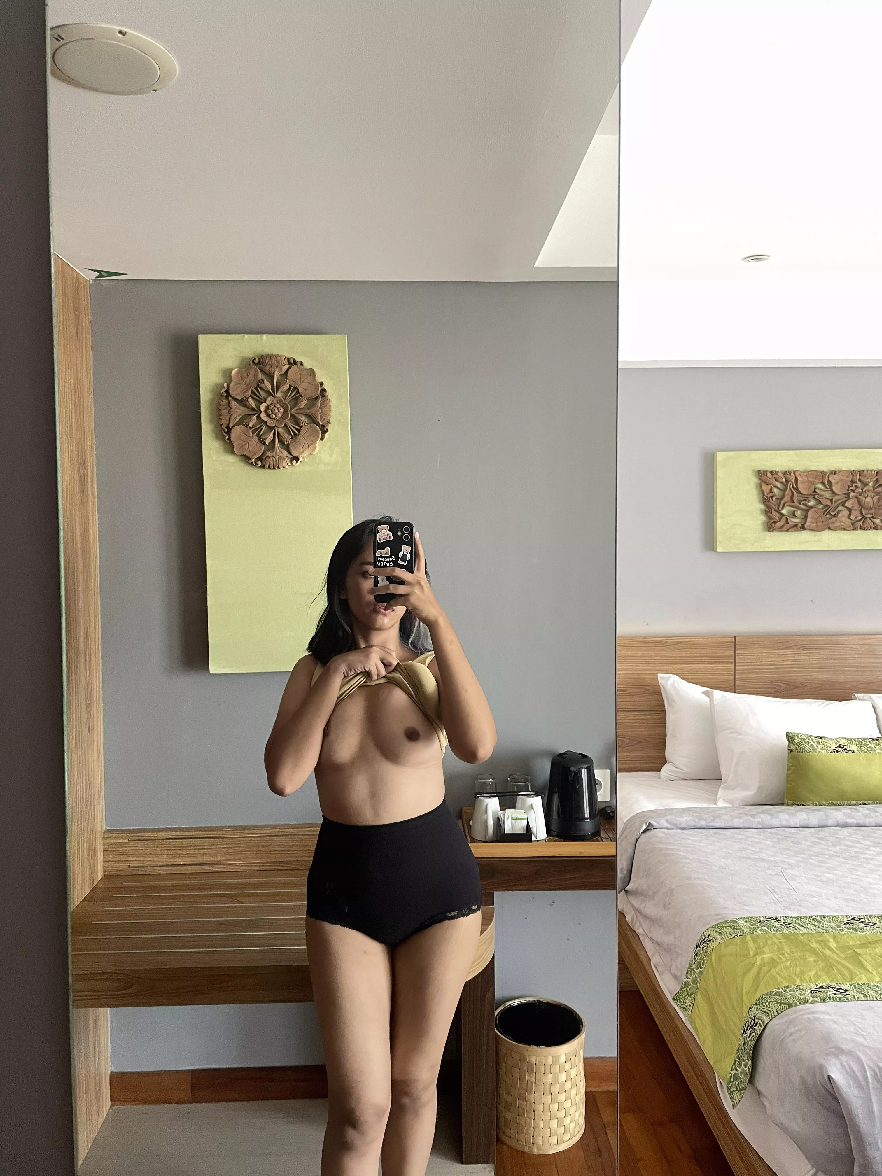 My OF only $5 a month!😈 fr33 sexting and dick rate😘 solo play/kink friendly/custom content❤️‍🔥link below! posted by _nanagrl