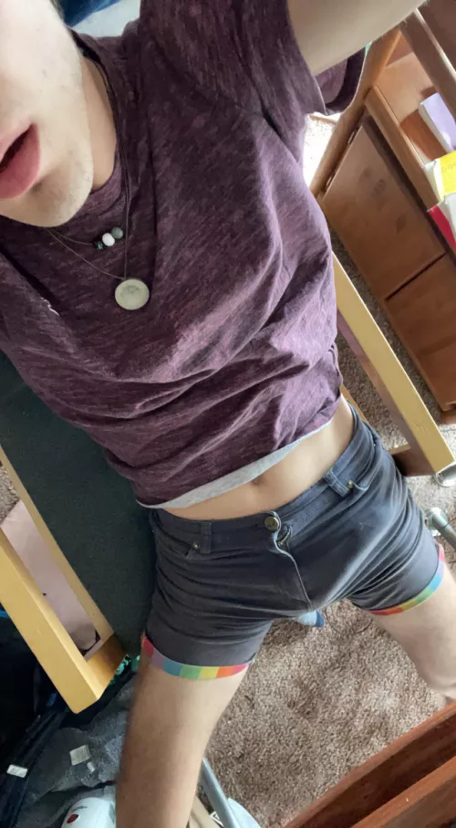 My pants are a little tight… by jacethetwink