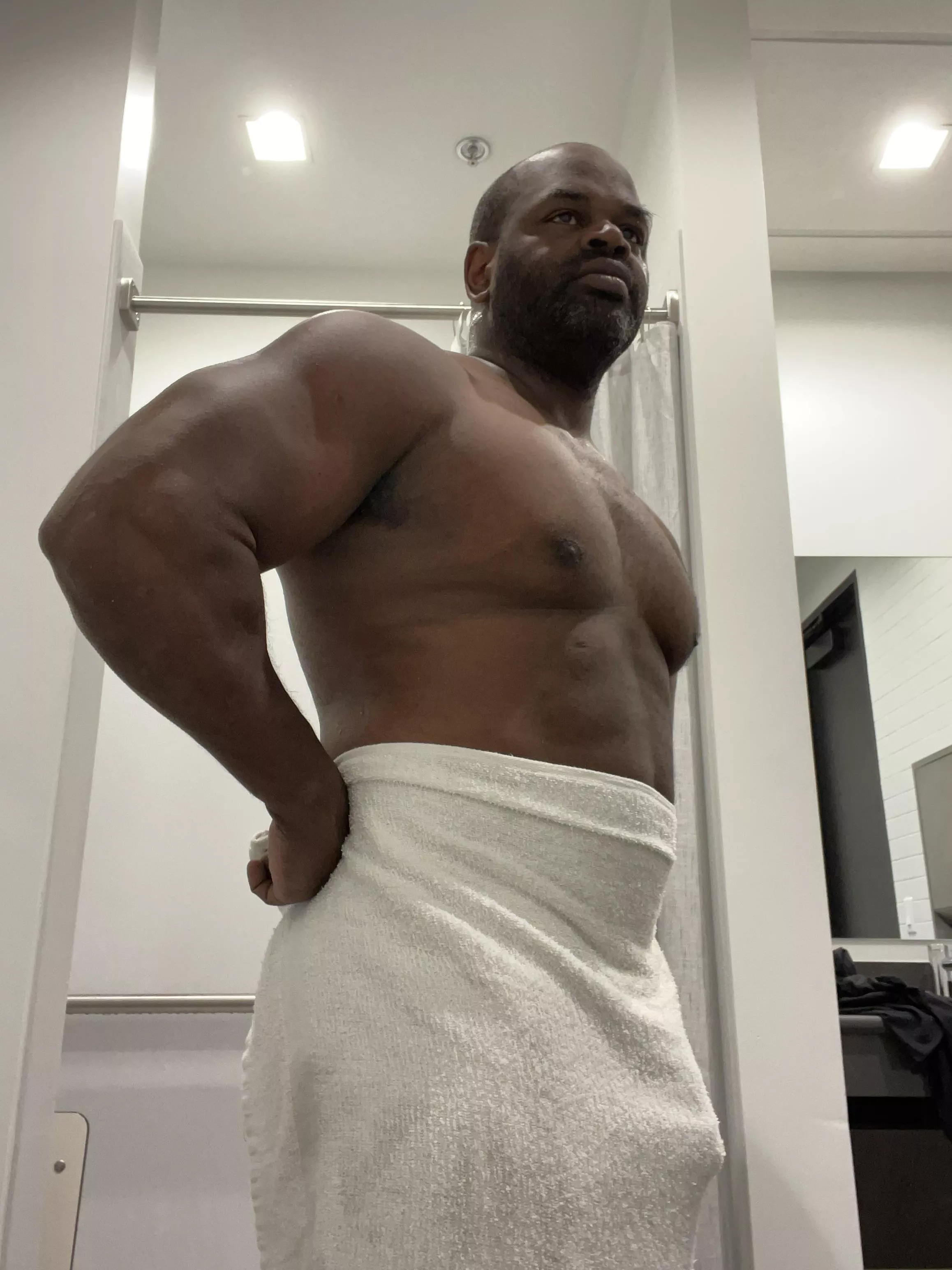 (M)y post workout shower was great. Seeing gains. posted by Lsstl8080