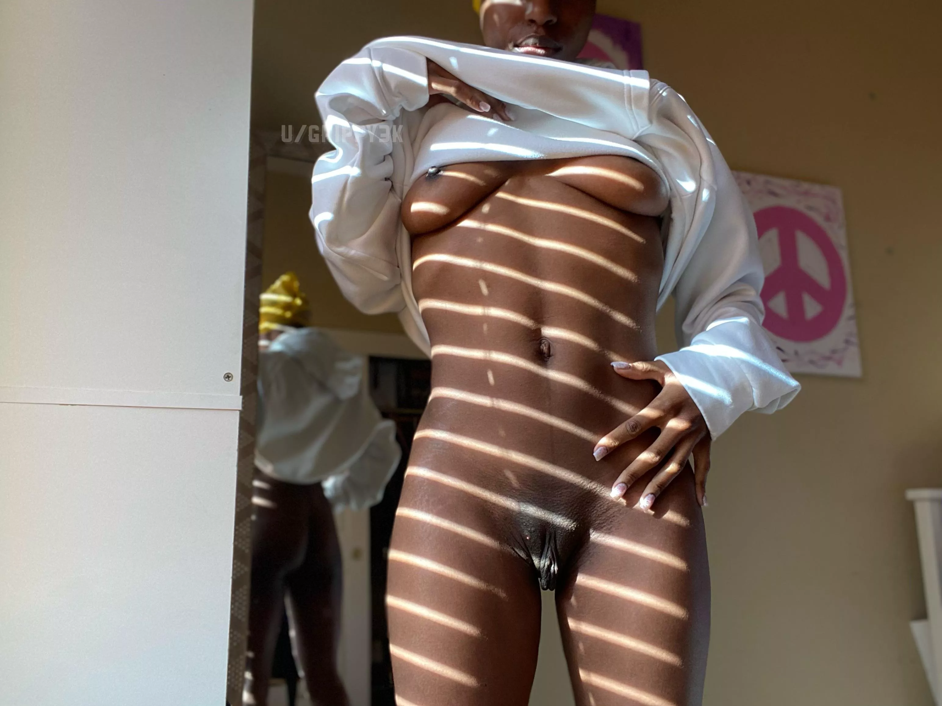 My pussy lips and I are just chilling. I should be chillin on your dick… posted by grippy3k