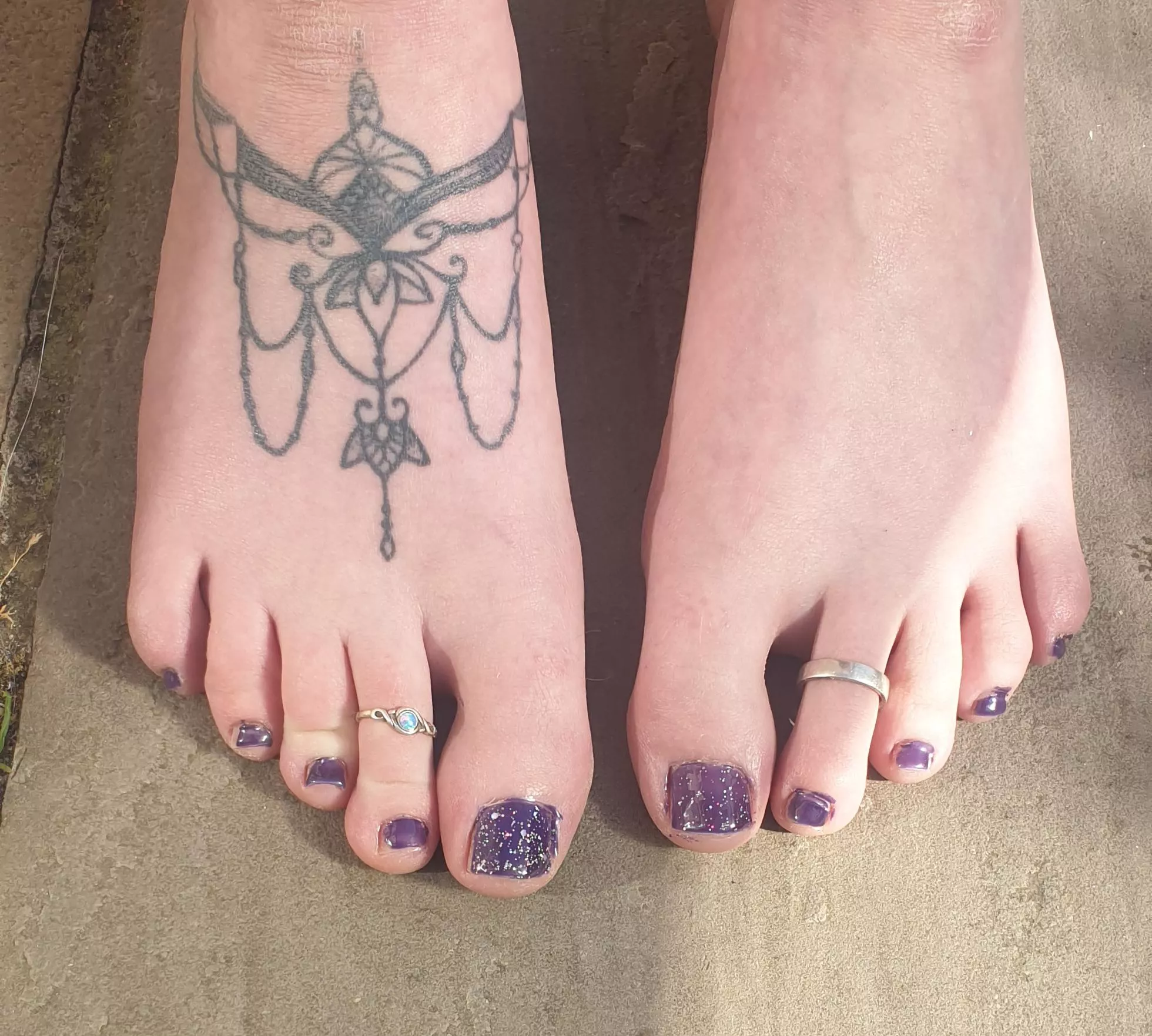 my sexy feet posted by drulfc