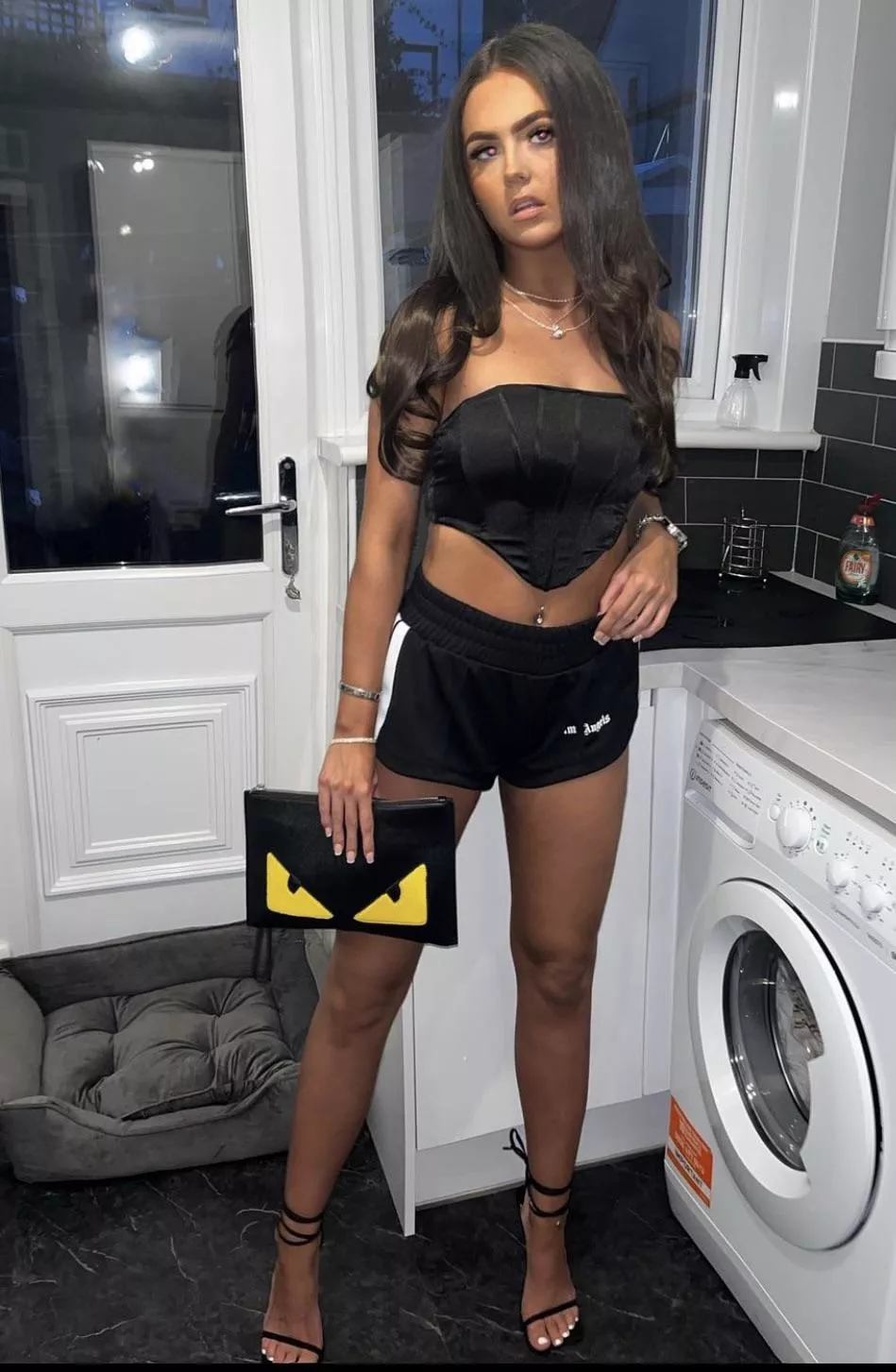 My sister posted by CommissionCertain598