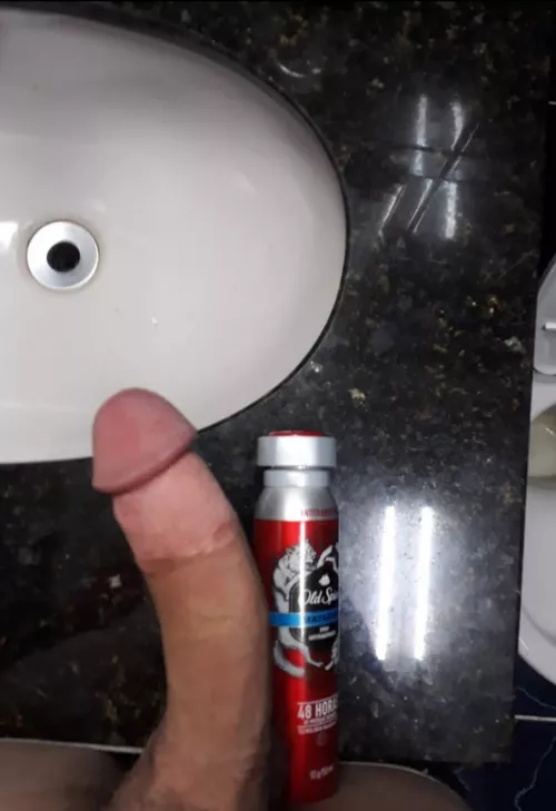 My size 21cm vs deodorant 18cm by bund4_Collar8306