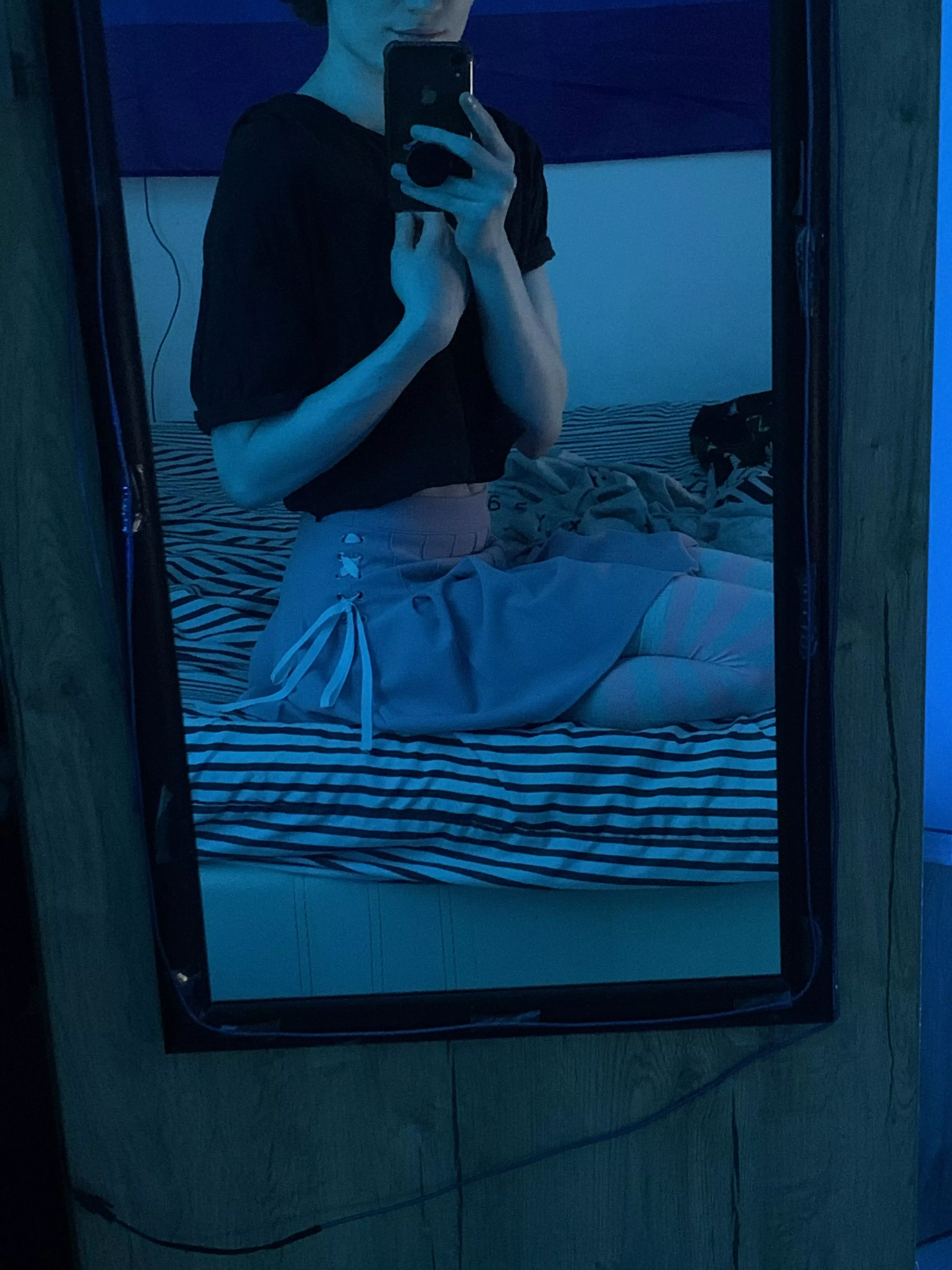 My skirt has a bow ☺️ posted by Faeboie