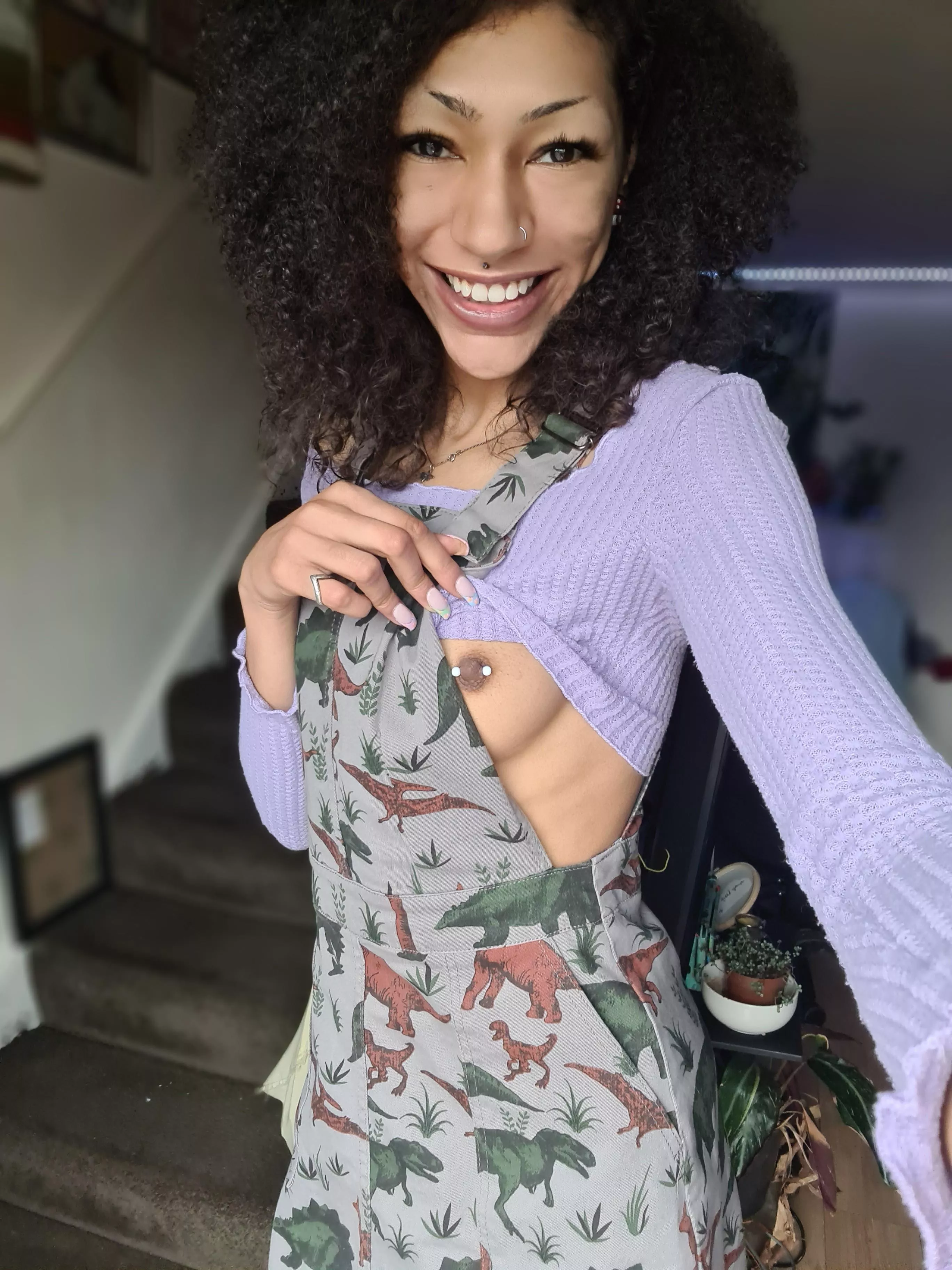 My Smile or Lil Titty - Whats Better? posted by AmazonianQueenVee