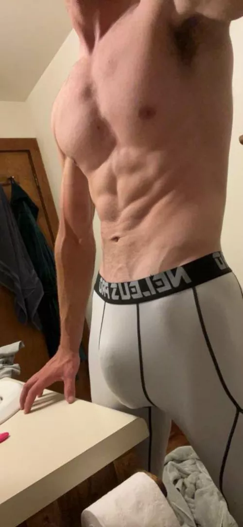 my soft bulge by Hopeful_War_1539