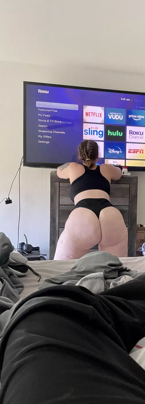 My thick wife is ready for a pounding by Mywifelikesitbig