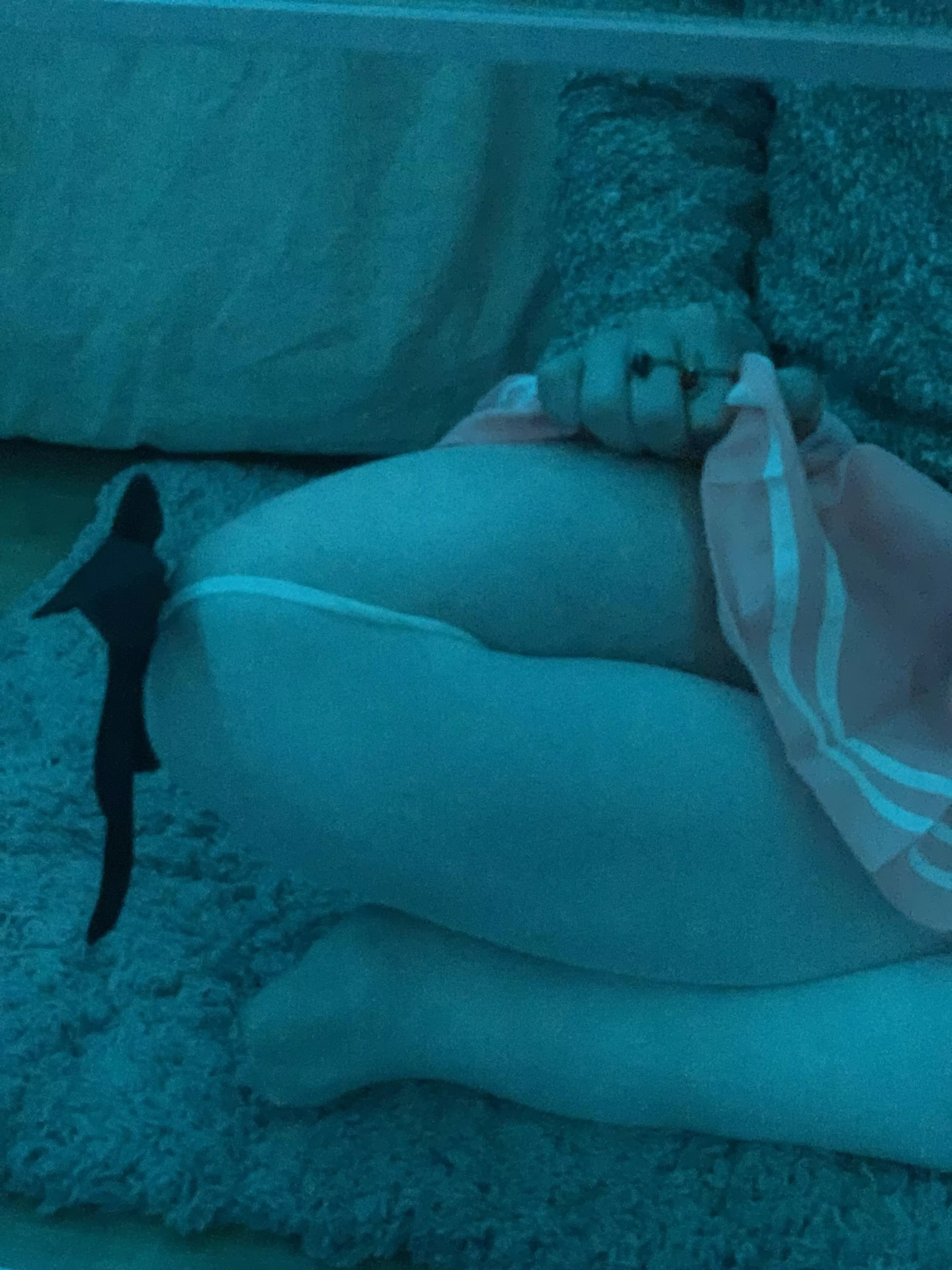 My thighs are so squishy >~<! Who wants to go to bed or sit on it? ❤️ And happy femboy Friday :3 posted by FalleyOwO