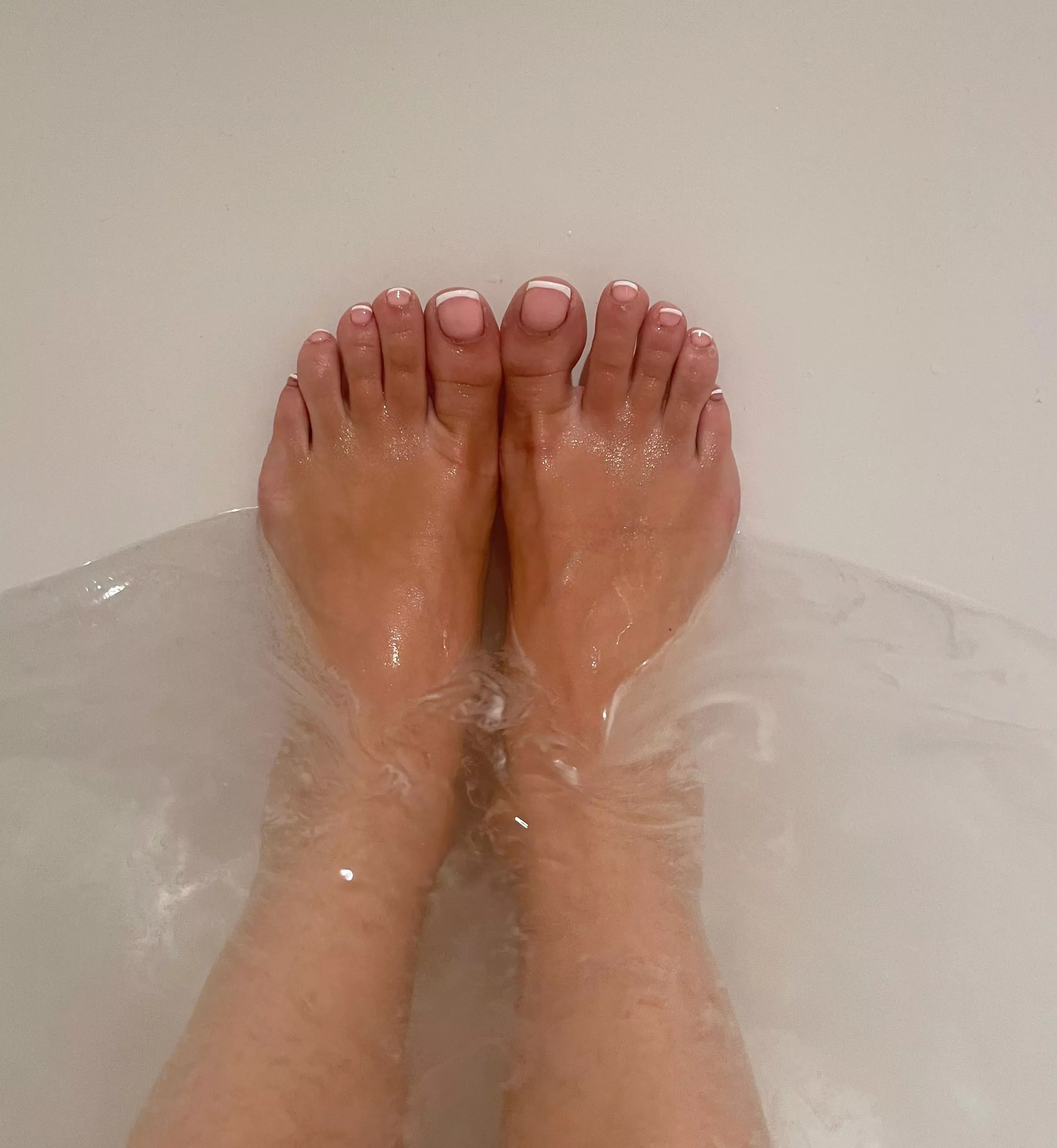 My tired feet need well deserved bath. Wanna join? posted by MistressCathie
