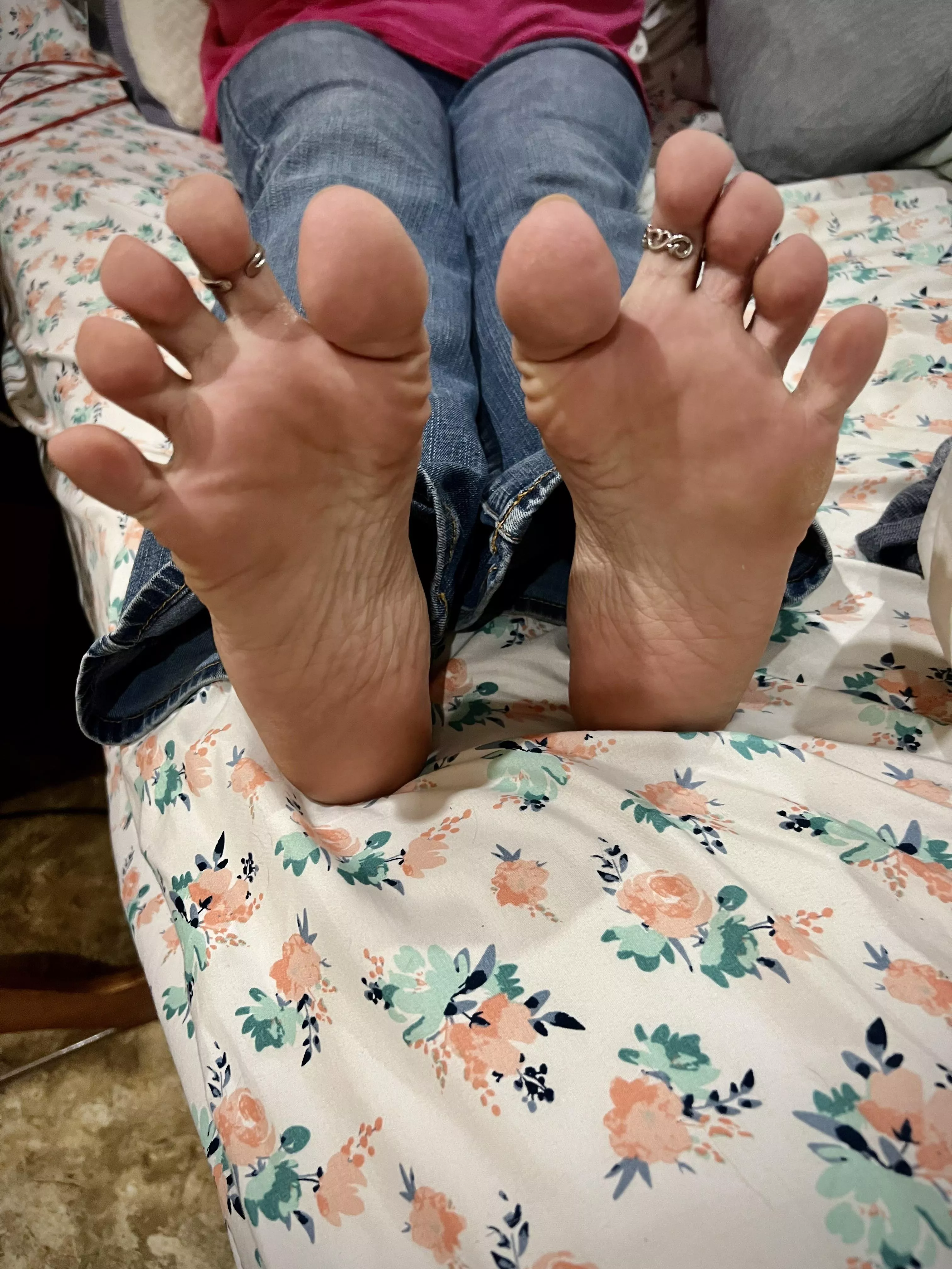 My toes wanted to say good morning! posted by PennyIcken