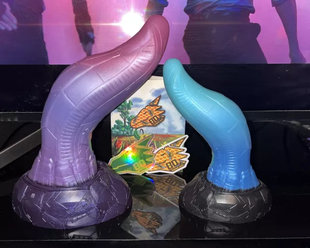 My two newest beauties came even better than I thought✨💙✨ by LeakingBeggingMess