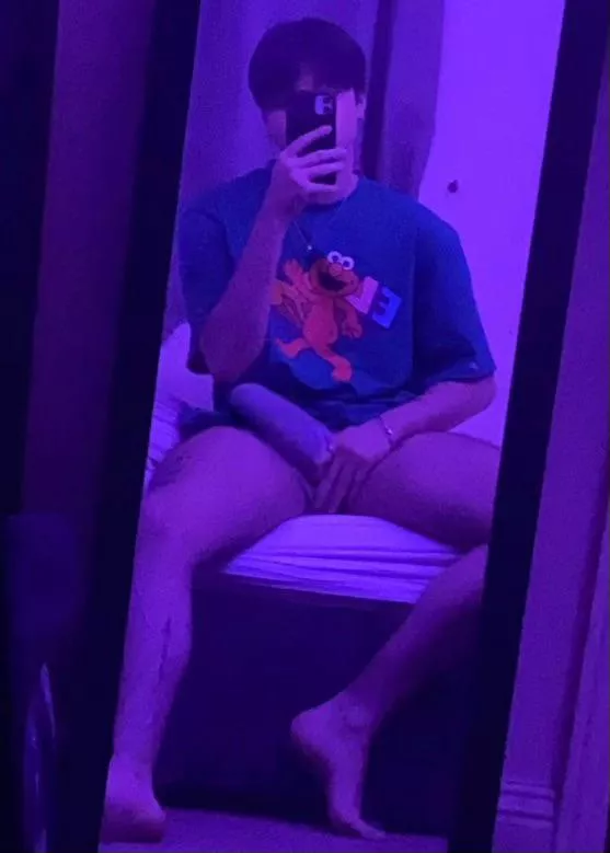 my underwear isnt hiding much posted by BennyKim_