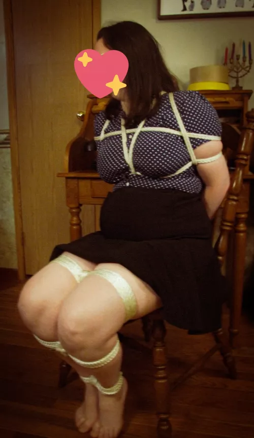My vintage housewife Damsel. R/P by me, model my wife Rikara. by mx556_1